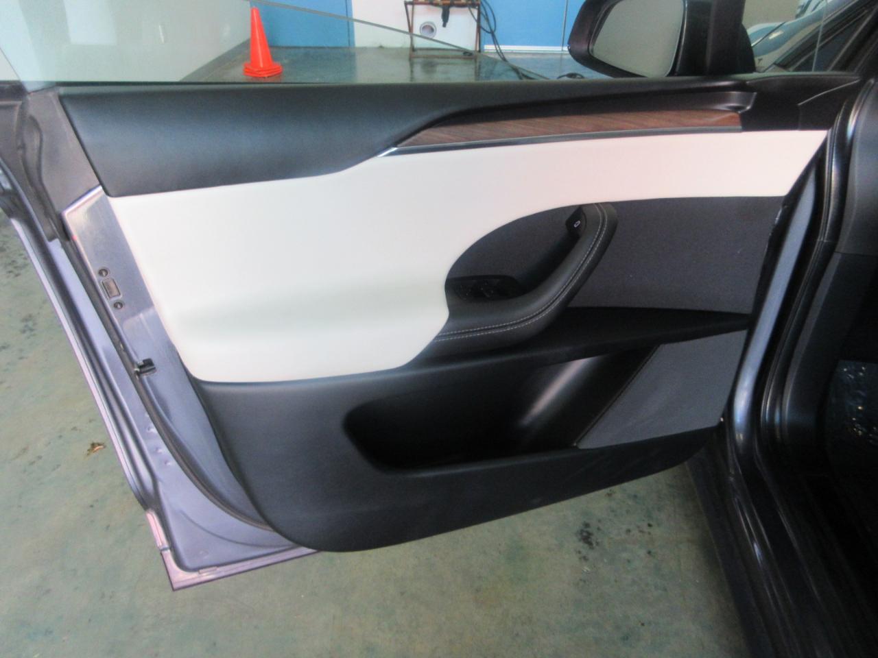 Tesla Model X AWD 2023