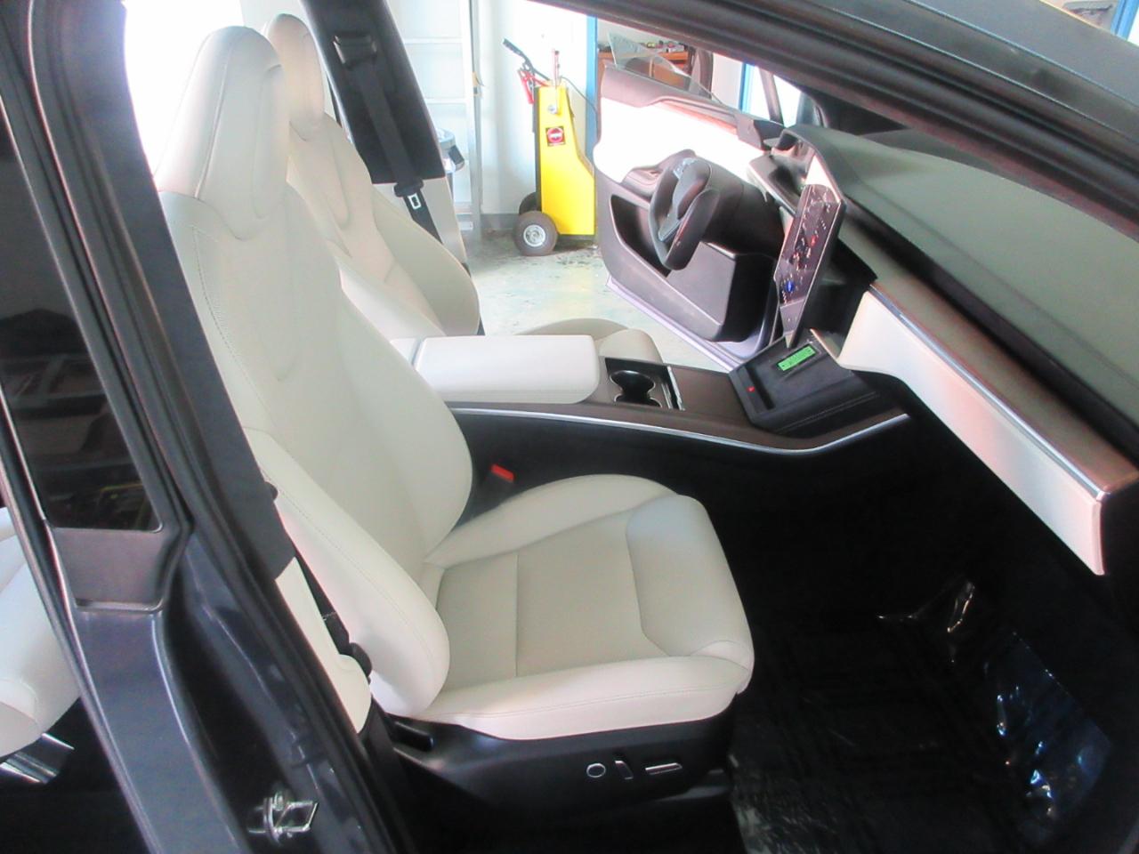 Tesla Model X AWD 2023