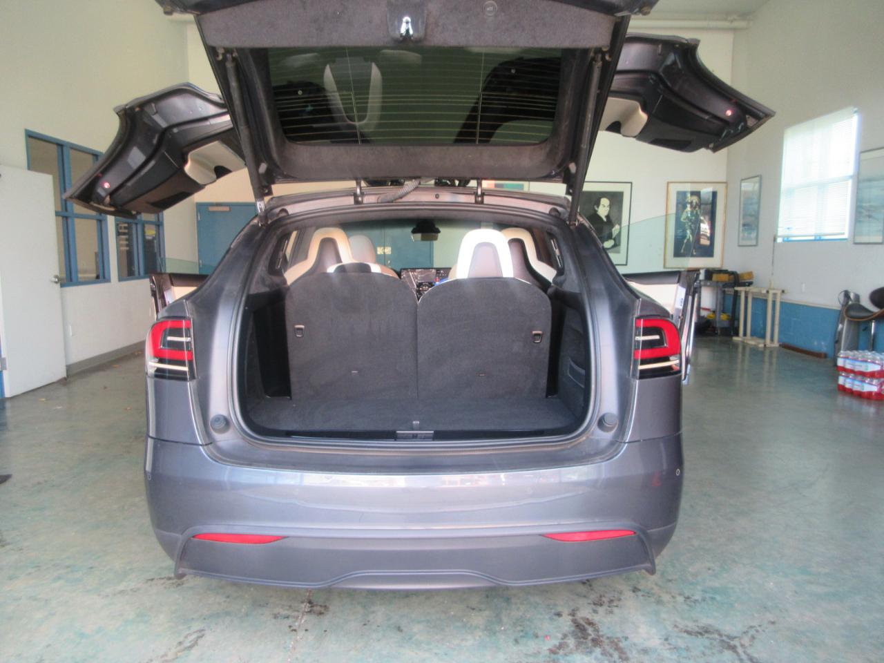 Tesla Model X AWD 2023