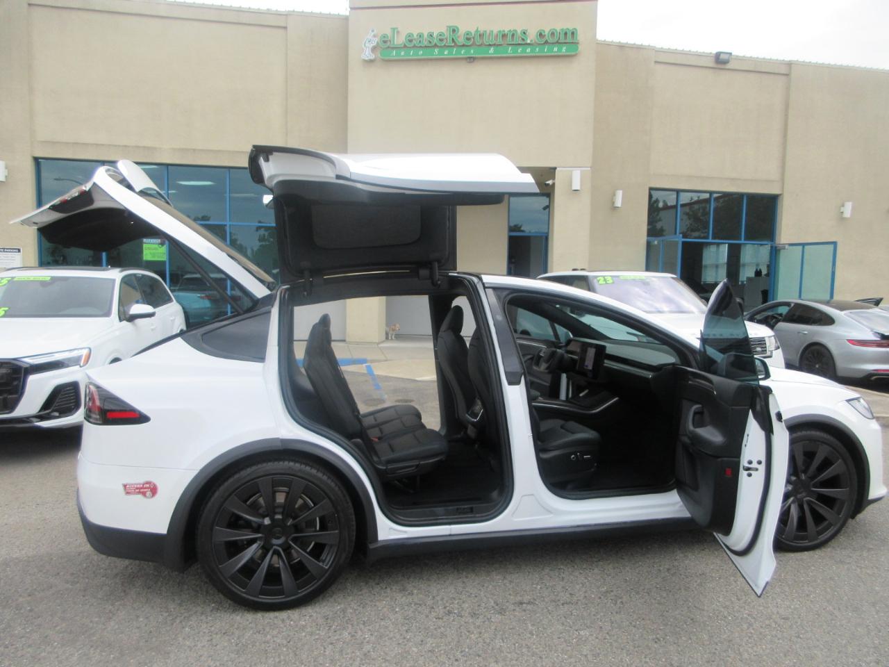 Tesla Model X  2022
