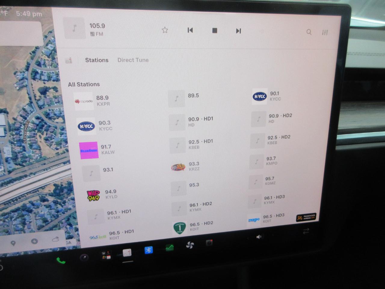 Tesla Model X  2022