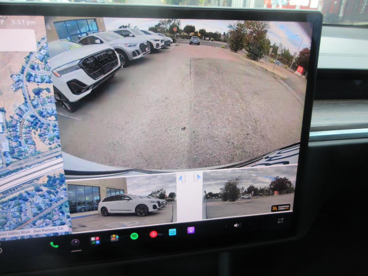 Tesla Model X  2022
