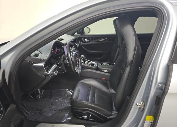 Porsche Panamera  2019