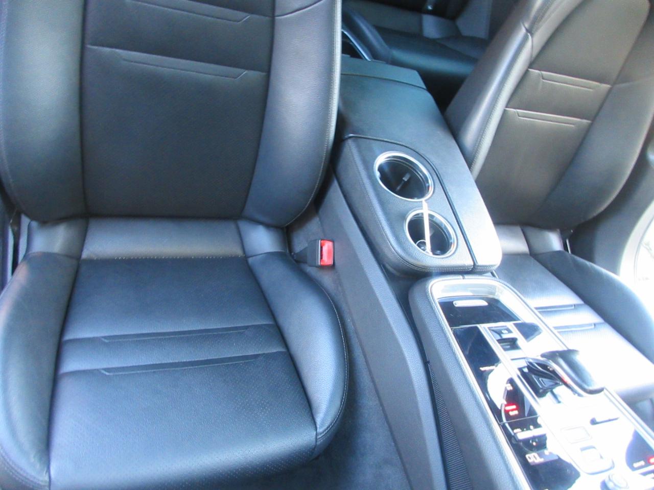 Porsche Panamera  2019