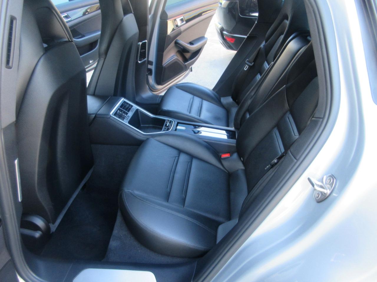 Porsche Panamera  2019