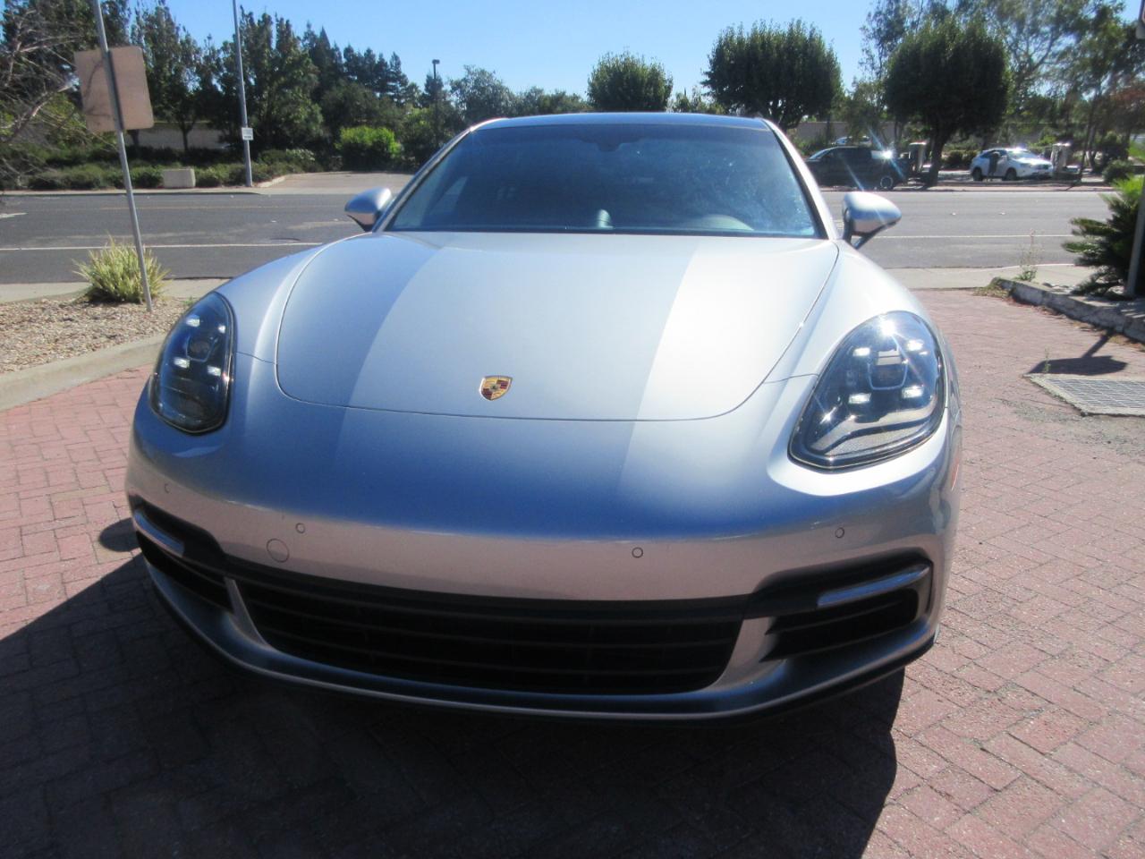 Porsche Panamera  2019
