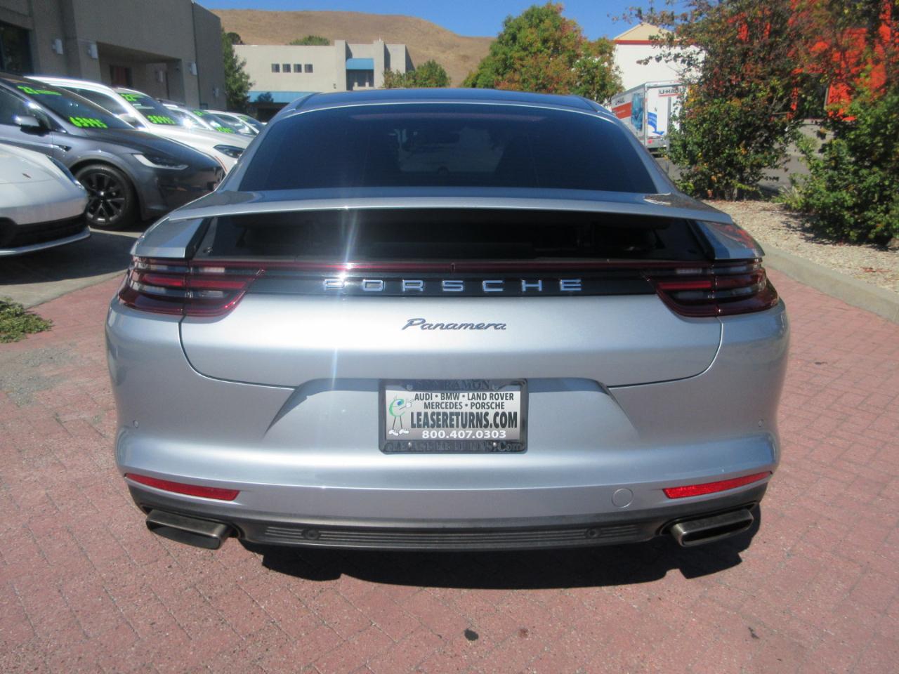 Porsche Panamera  2019