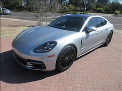 2019 Porsche Panamera 