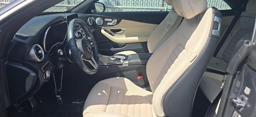 Mercedes-Benz C300  2020