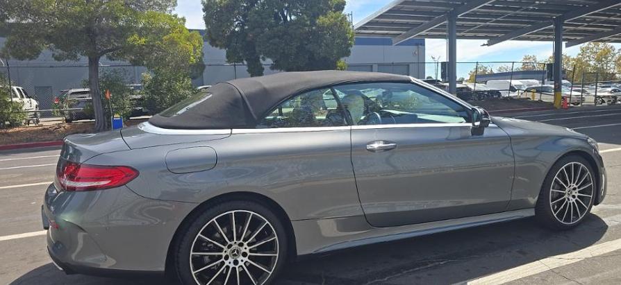 Mercedes-Benz C300  2020