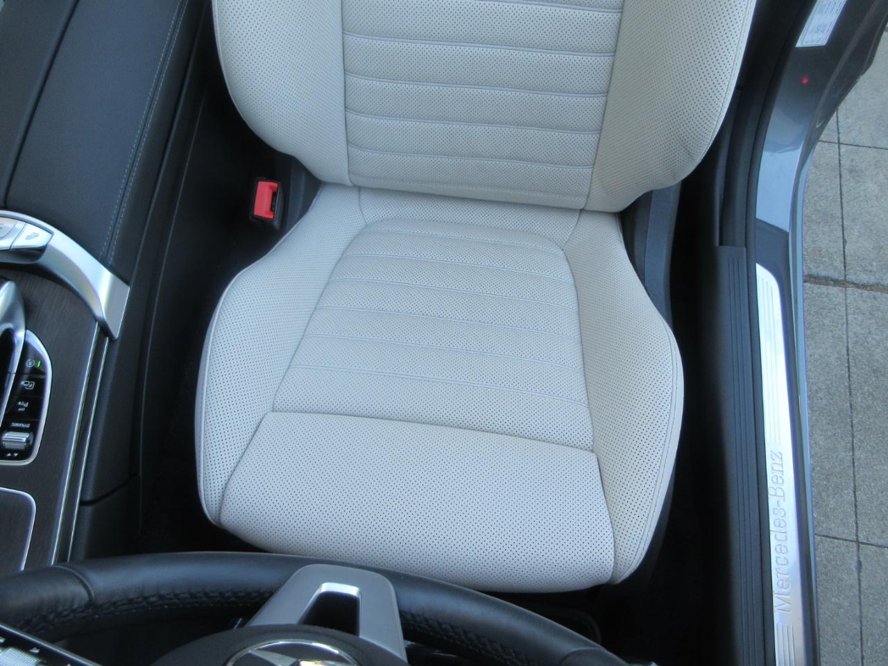 Mercedes-Benz C300  2020