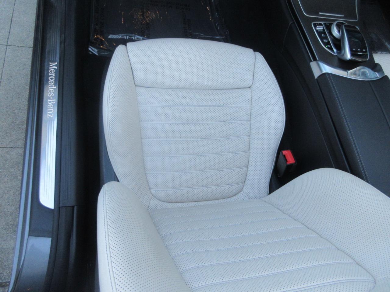 Mercedes-Benz C300  2020