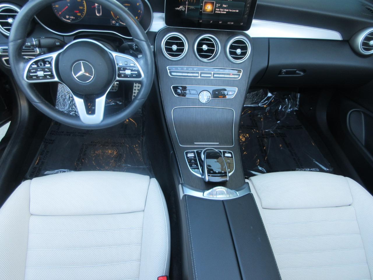 Mercedes-Benz C300  2020
