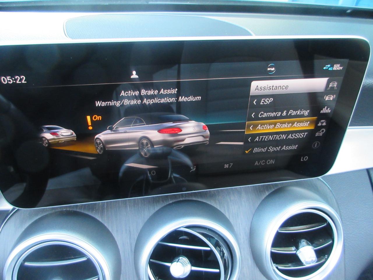 Mercedes-Benz C300  2020