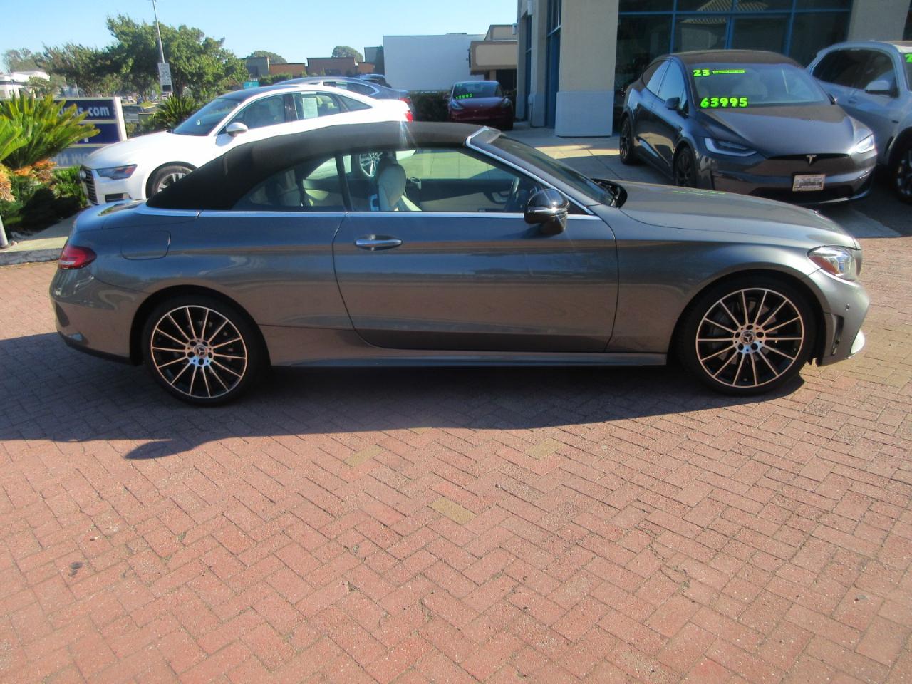 Mercedes-Benz C300  2020