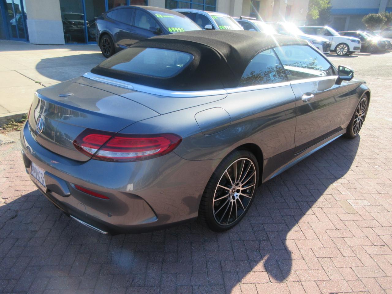 Mercedes-Benz C300  2020