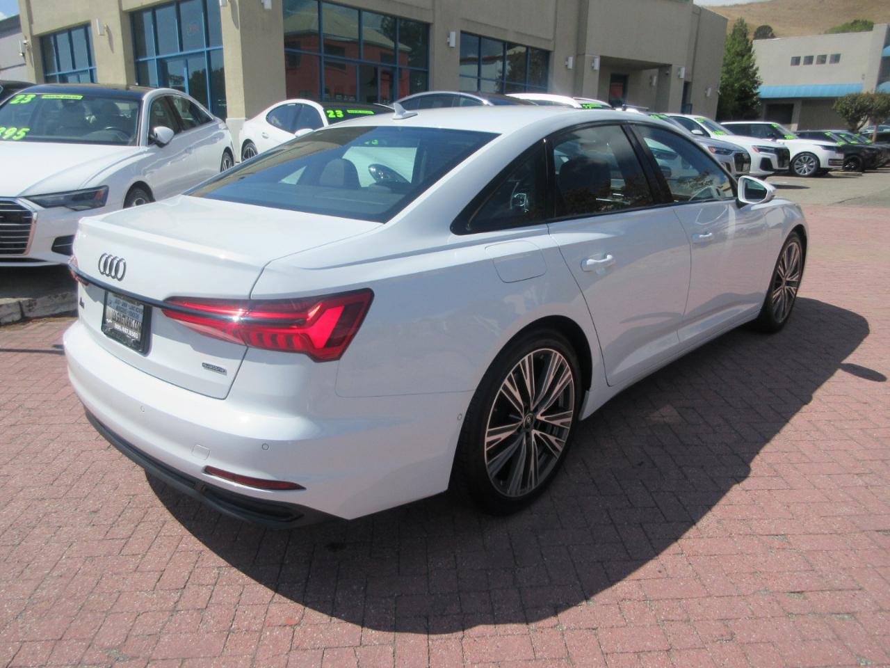 Audi A6 Sedan  2023