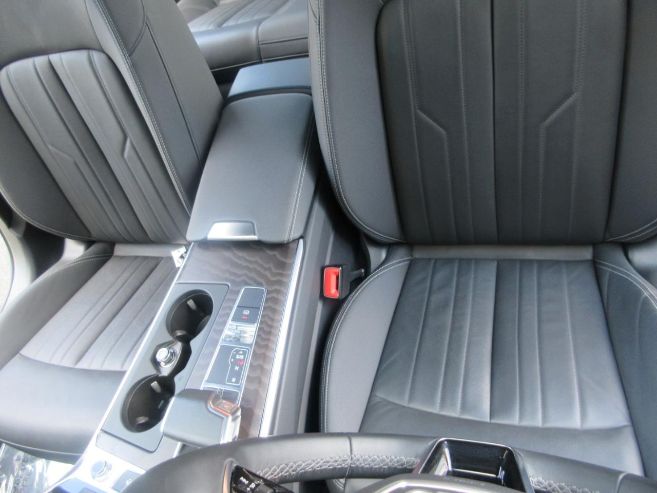 Audi A6 Sedan  2023