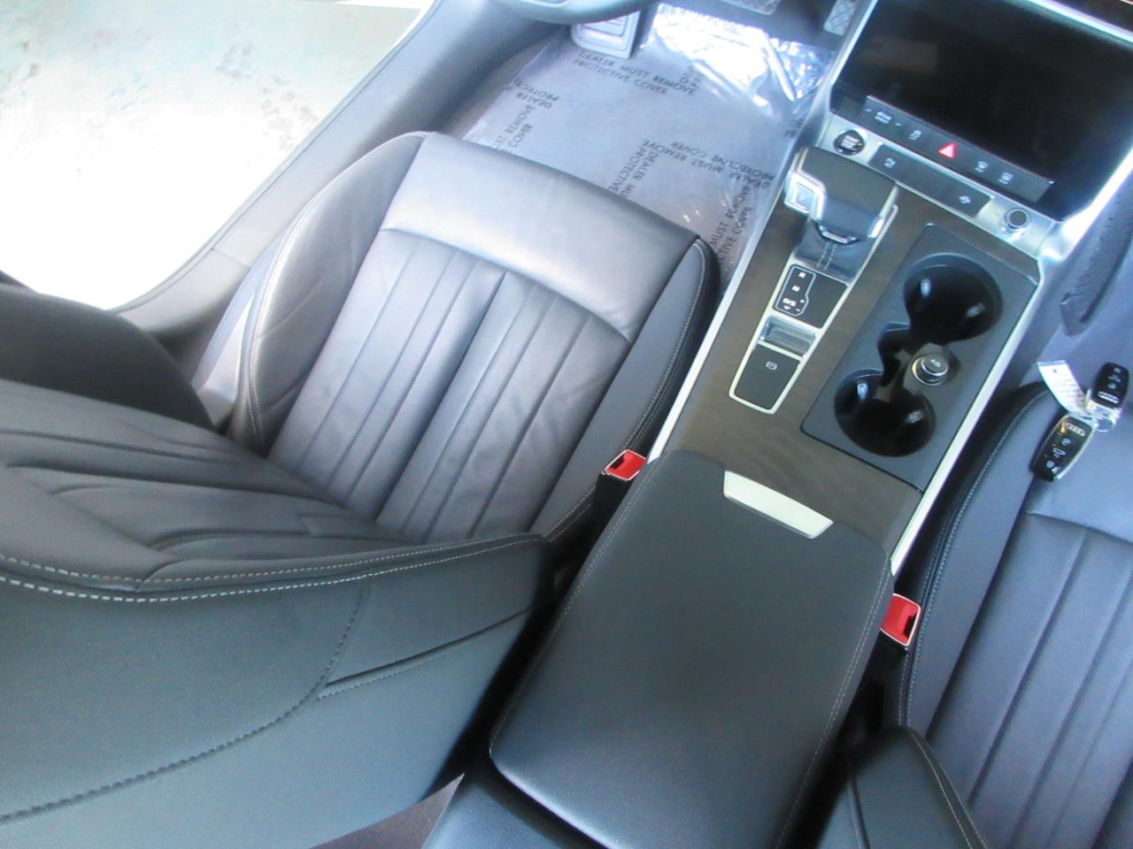 Audi A6 Sedan  2023