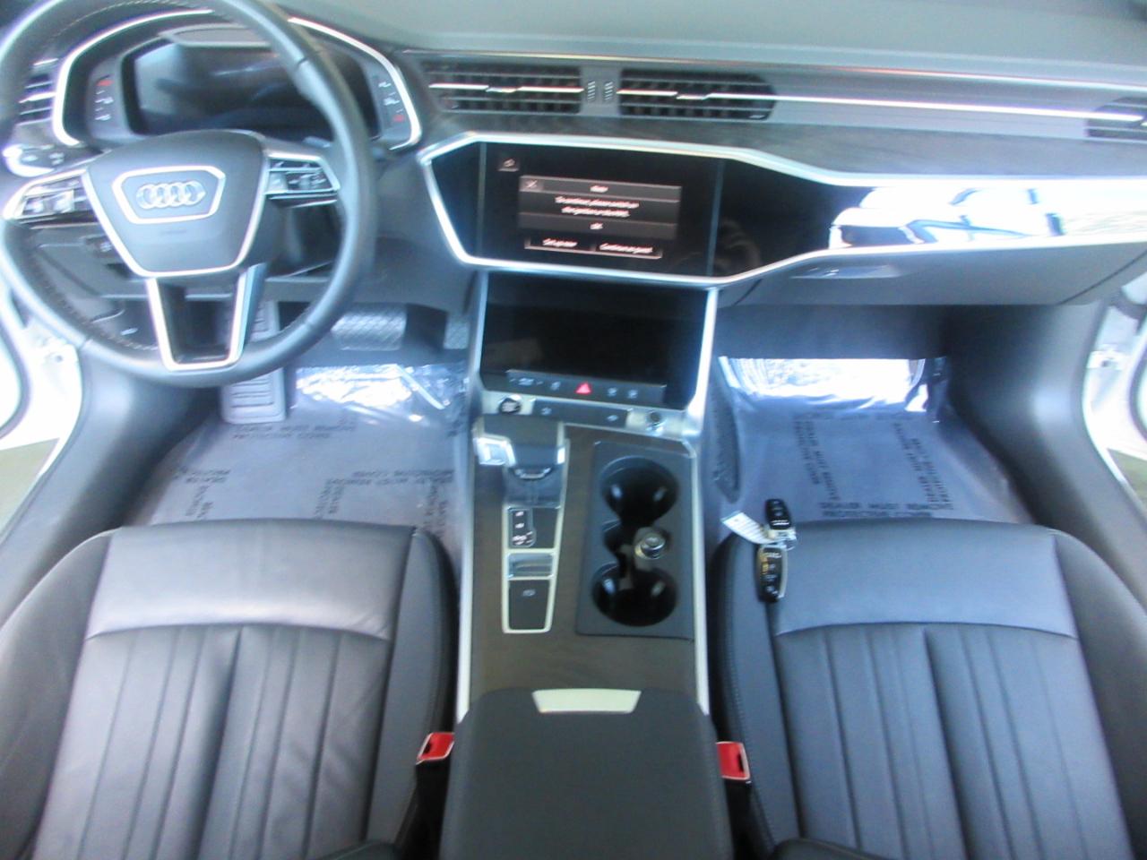 Audi A6 Sedan  2023