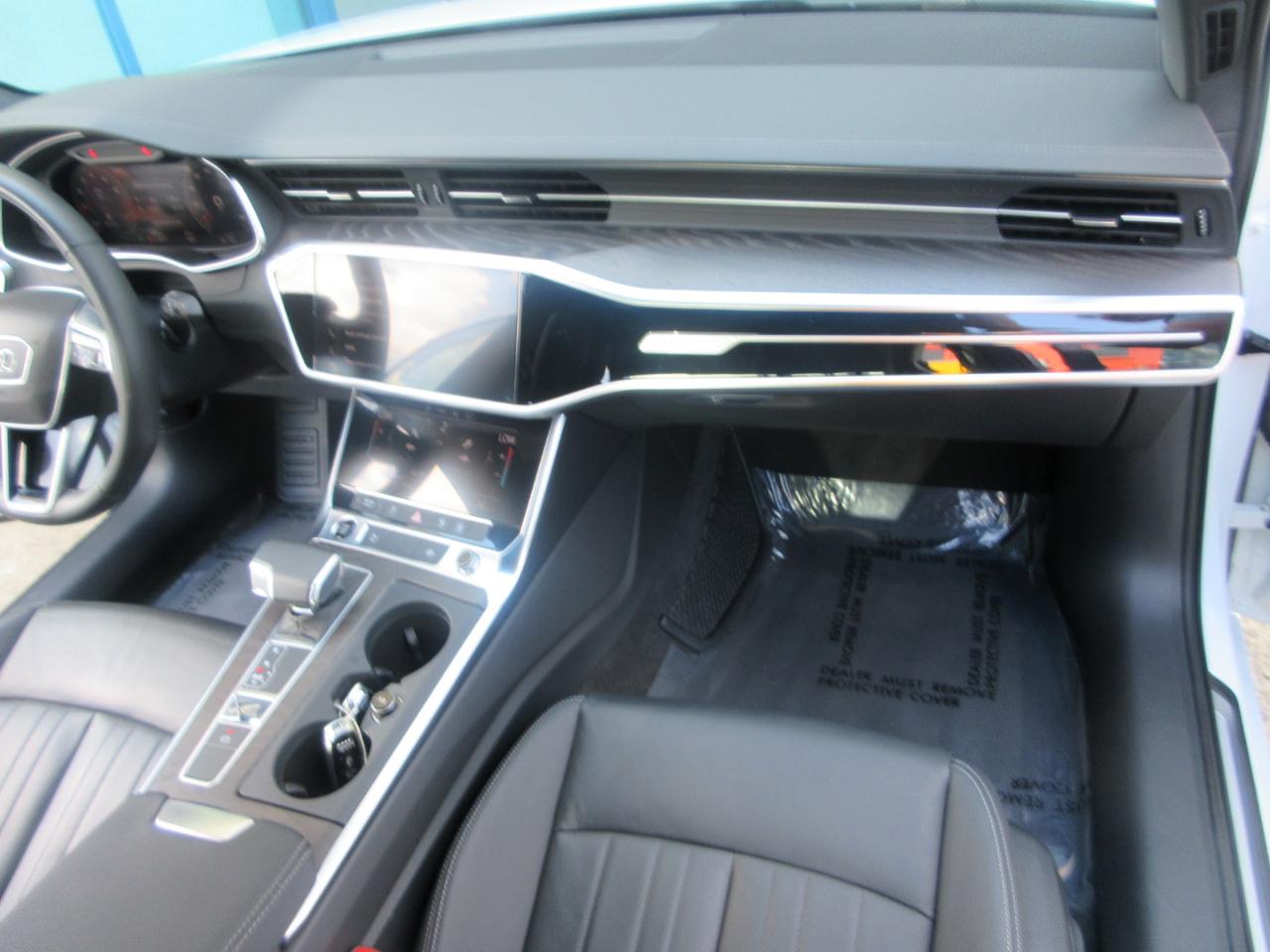 Audi A6 Sedan  2023