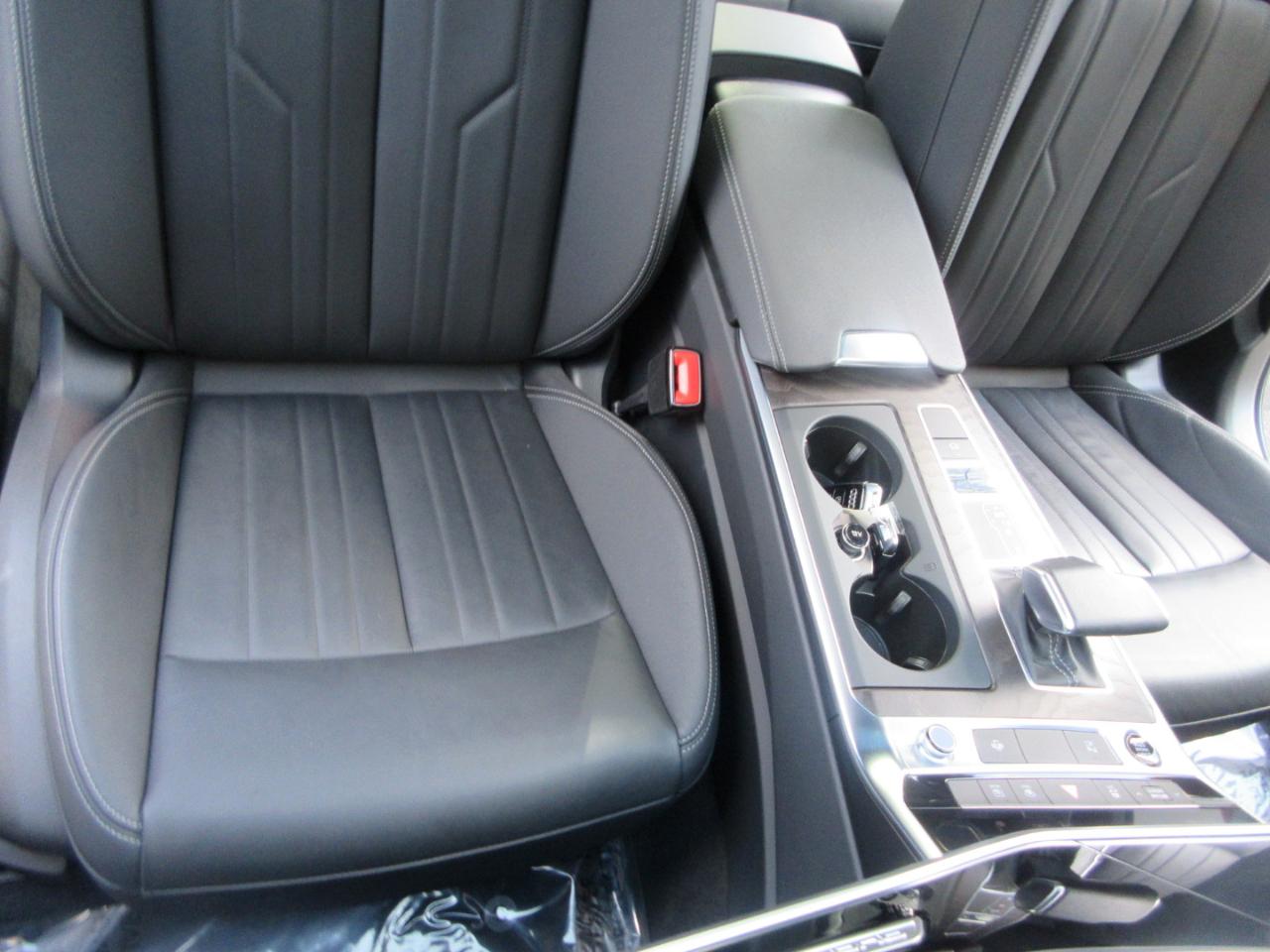 Audi A6 Sedan  2023