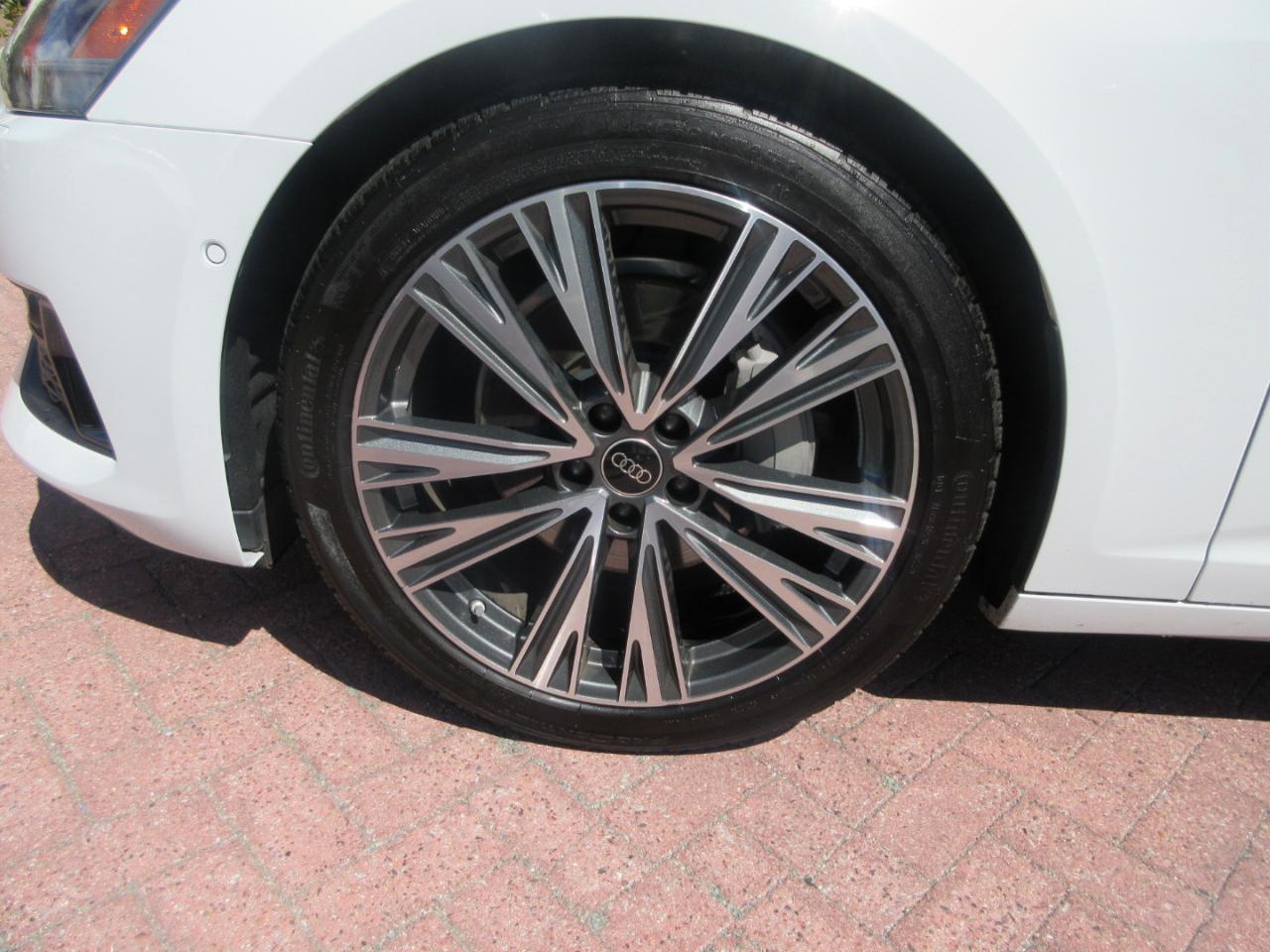 Audi A6 Sedan  2023