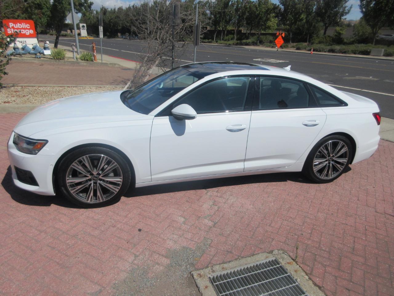Audi A6 Sedan  2023