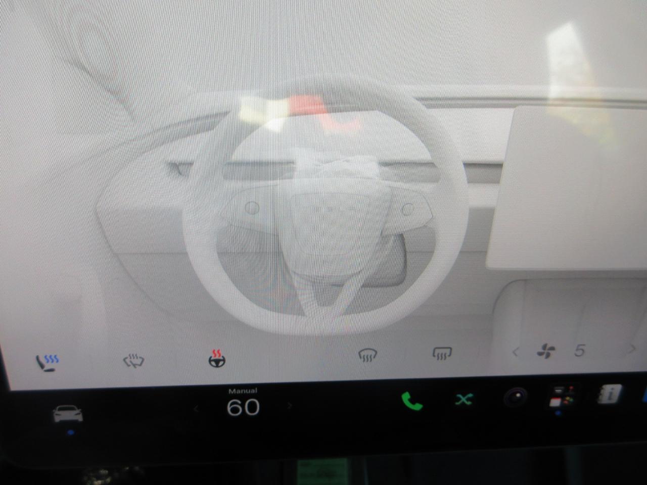Tesla Model 3  2024