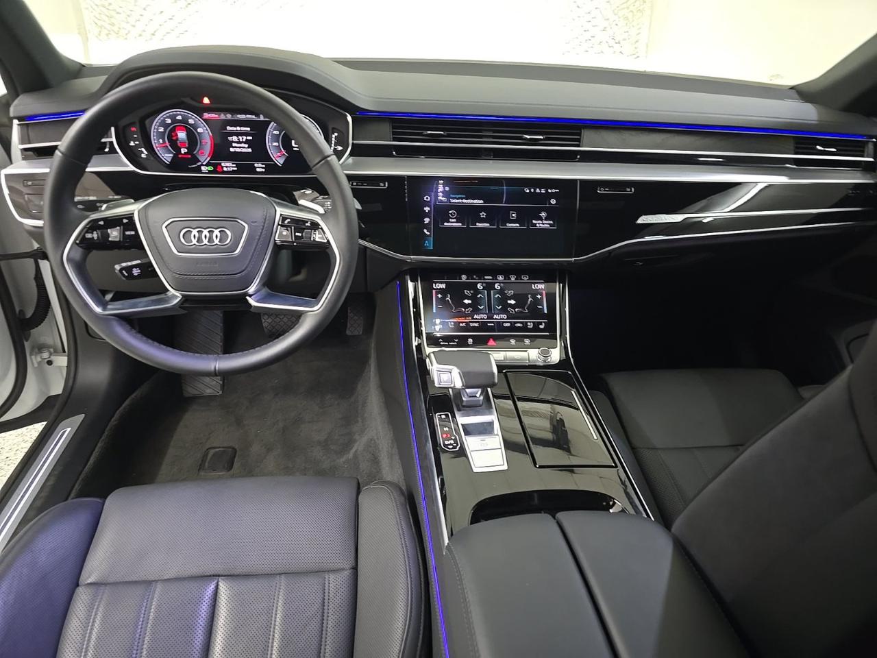 Audi A8  2025