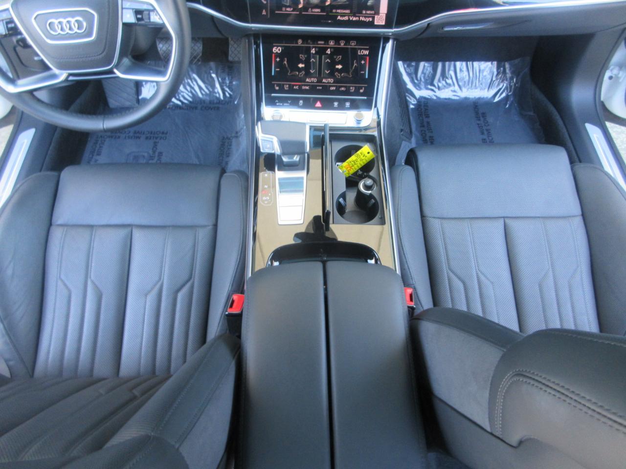 Audi A8 L  2025