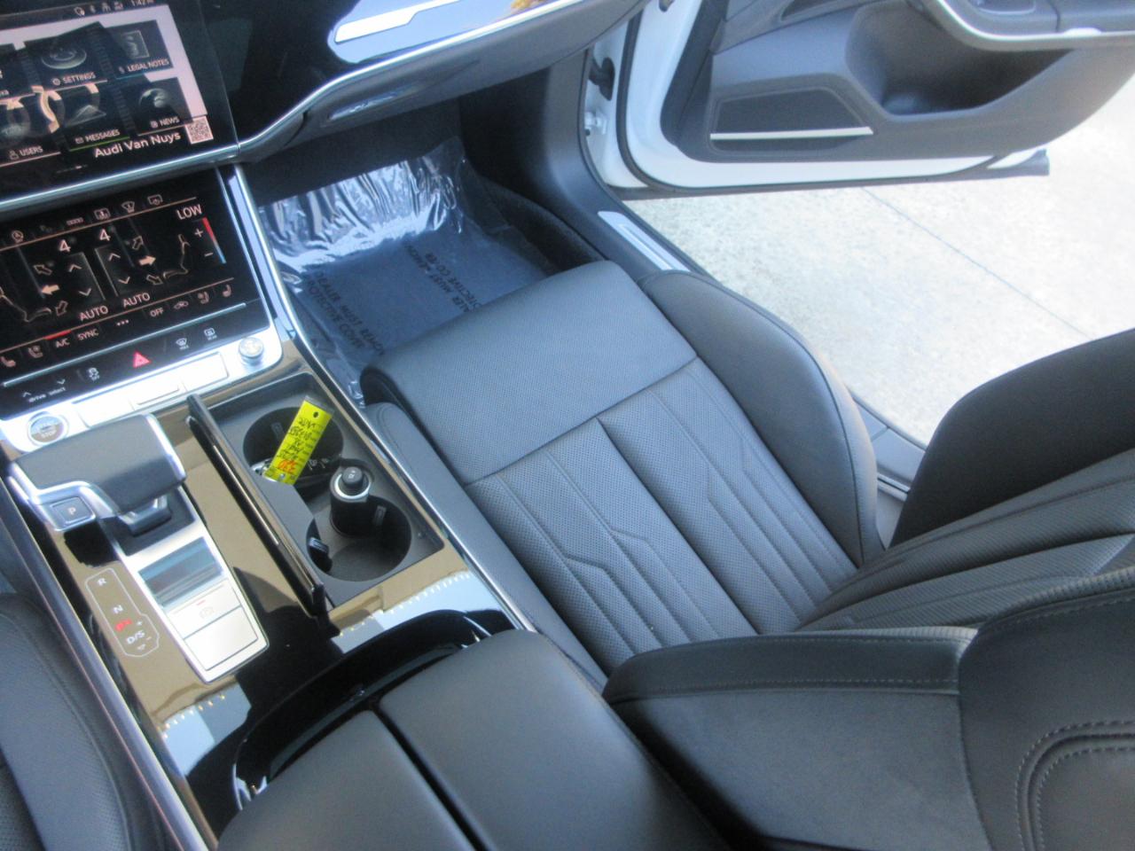 Audi A8 L  2025