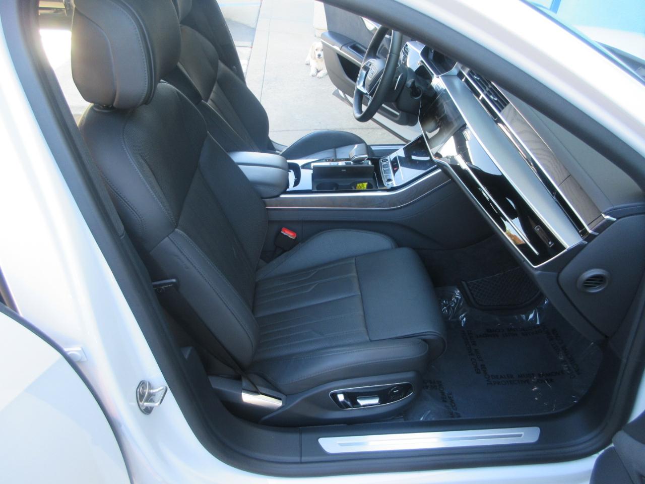 Audi A8 L  2025