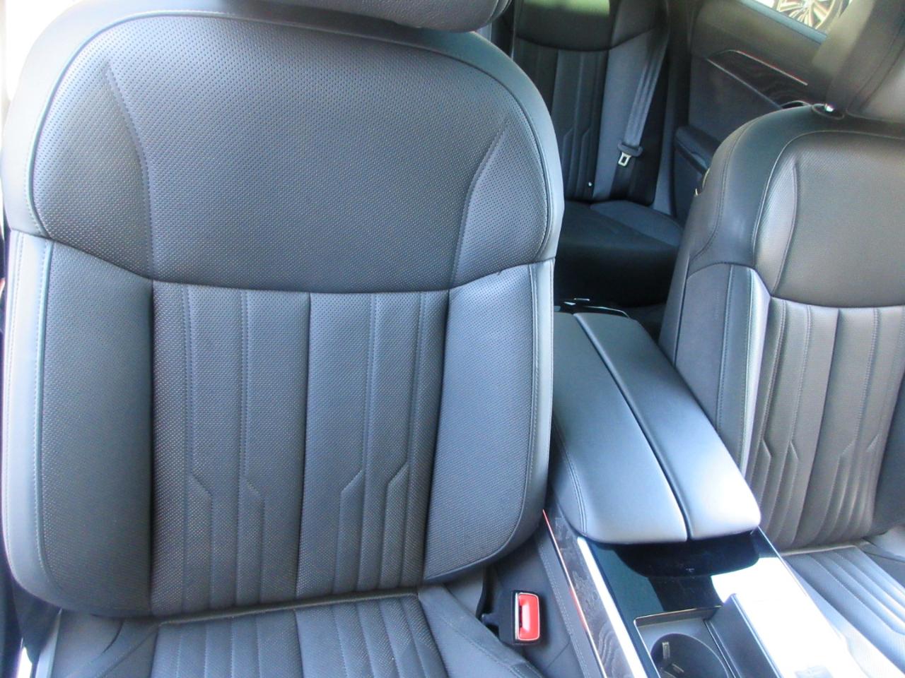 Audi A8 L  2025