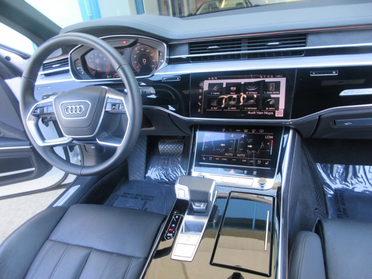 Audi A8 L  2025