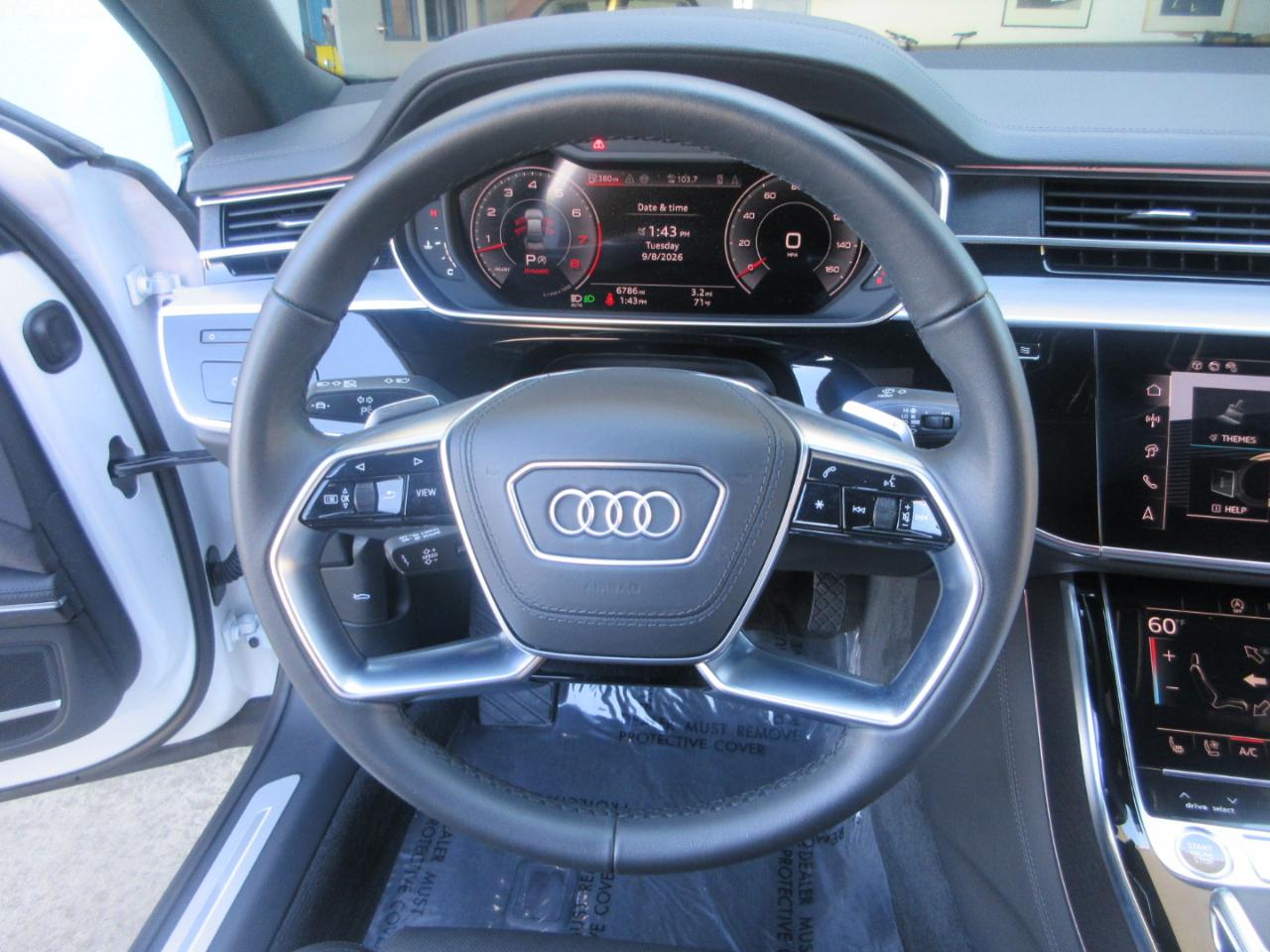 Audi A8 L  2025