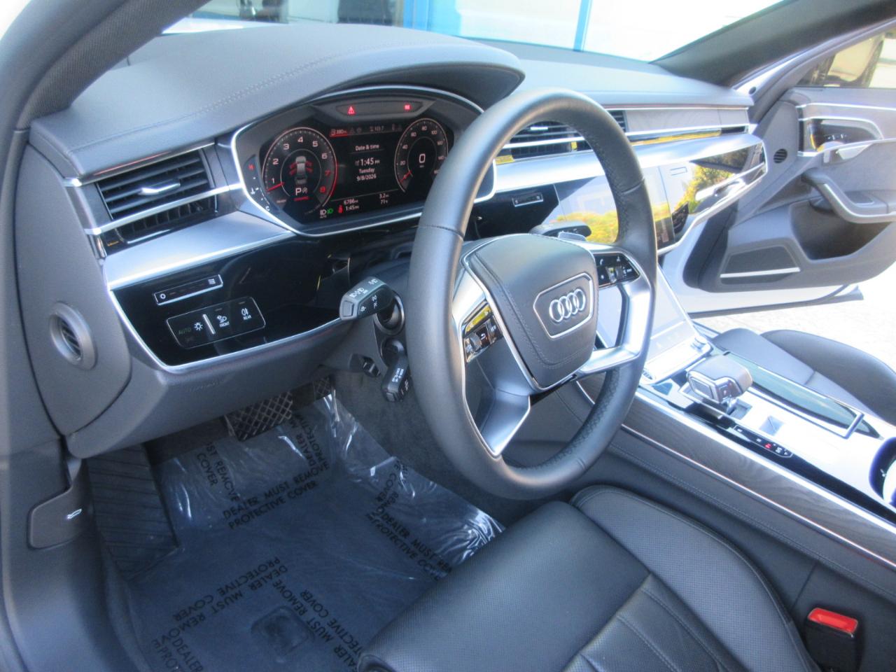 Audi A8 L  2025