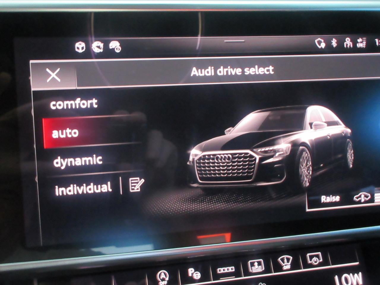 Audi A8 L  2025