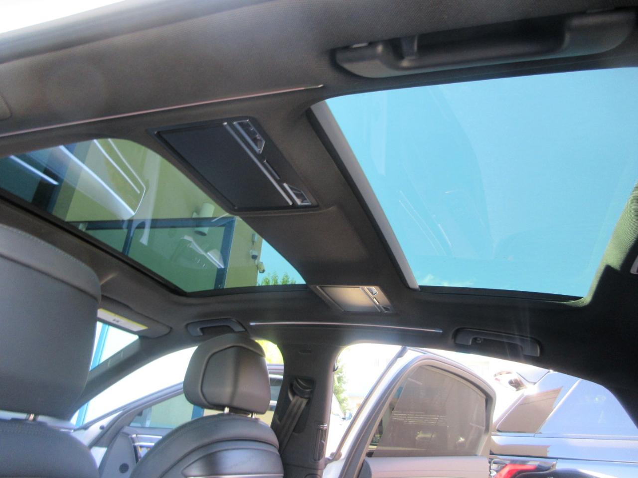 Audi A8 L  2025