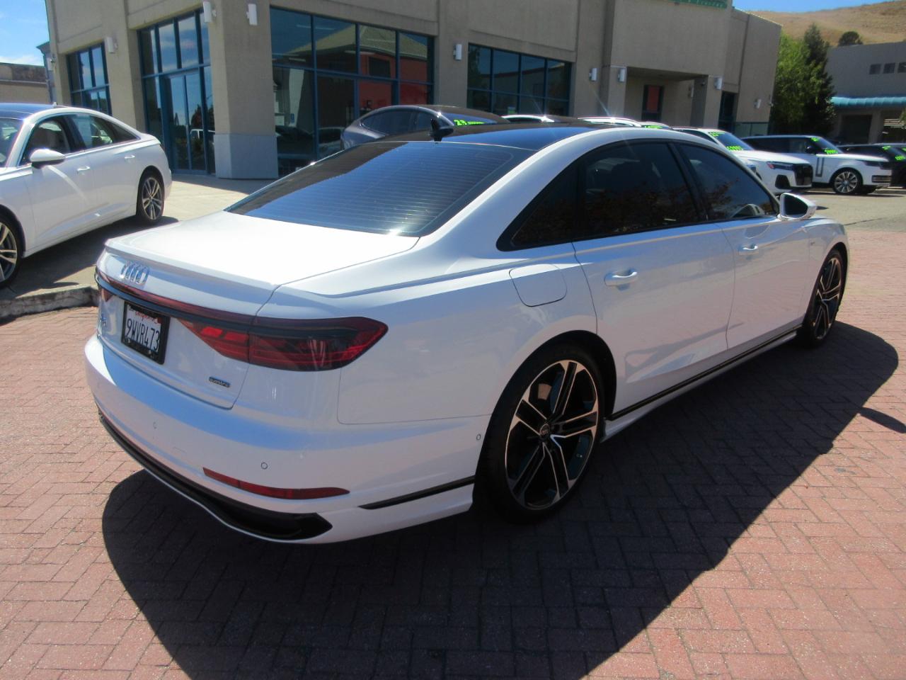 Audi A8 L  2025