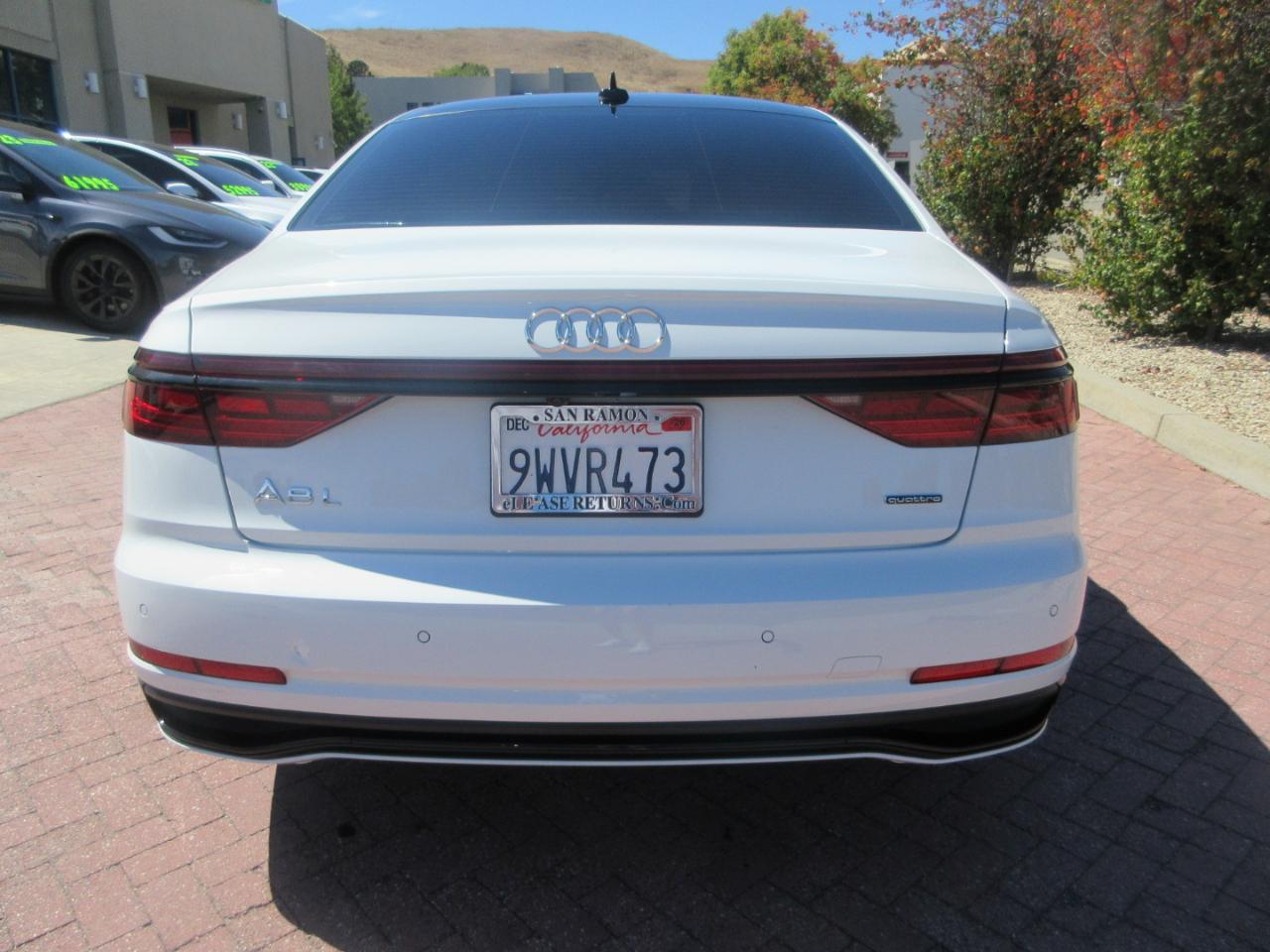 Audi A8 L  2025