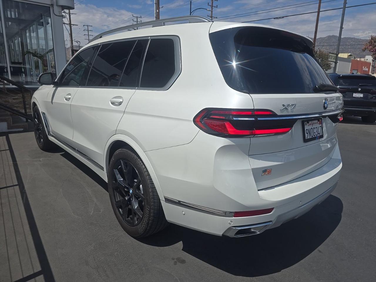 BMW X7  2025