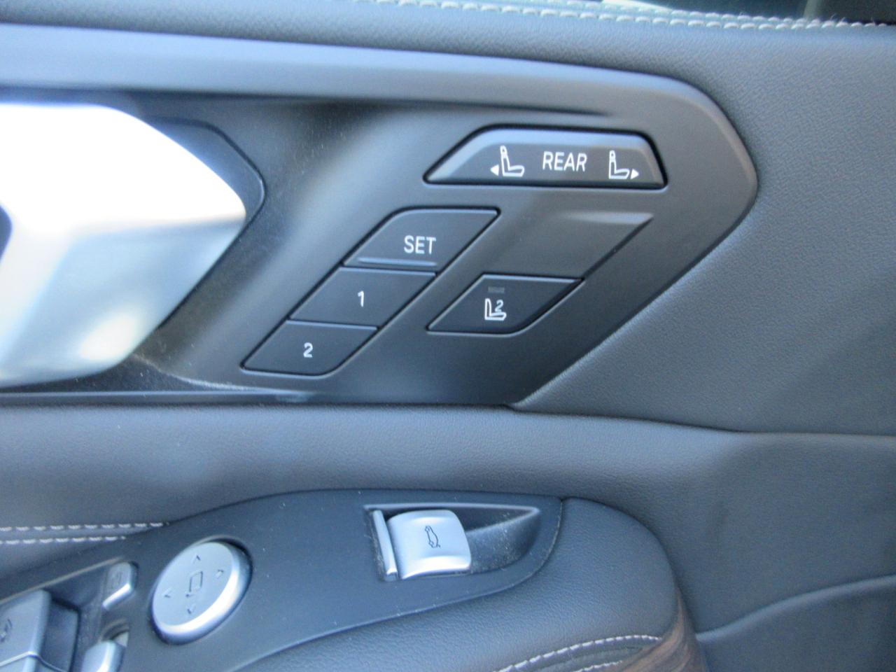 BMW X7  2025