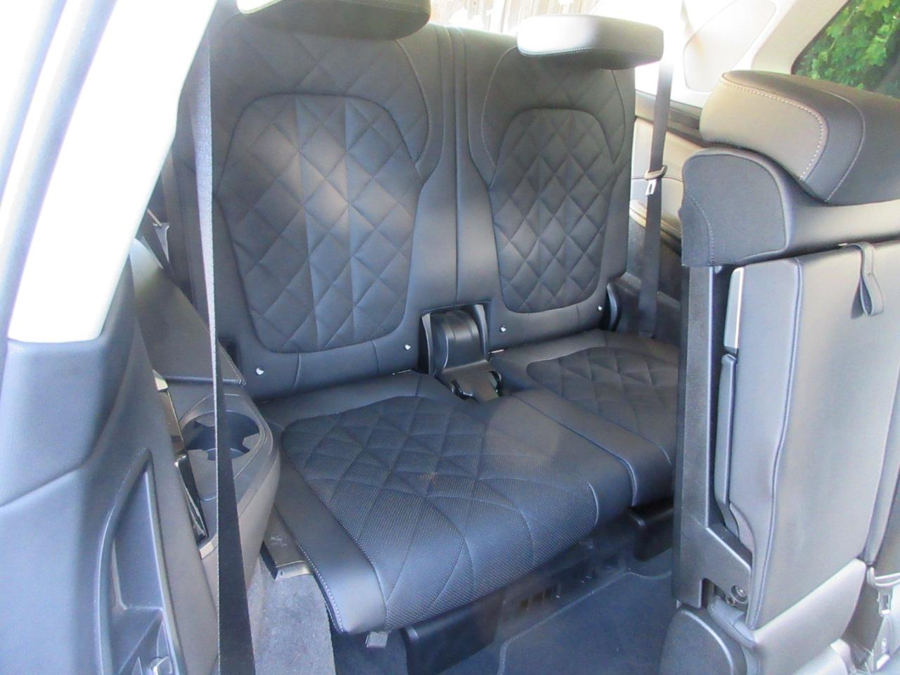 BMW X7  2025
