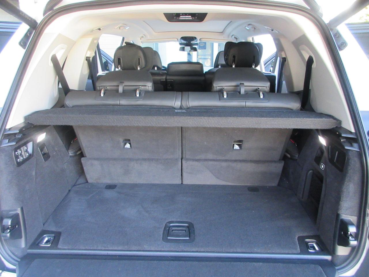 BMW X7  2025