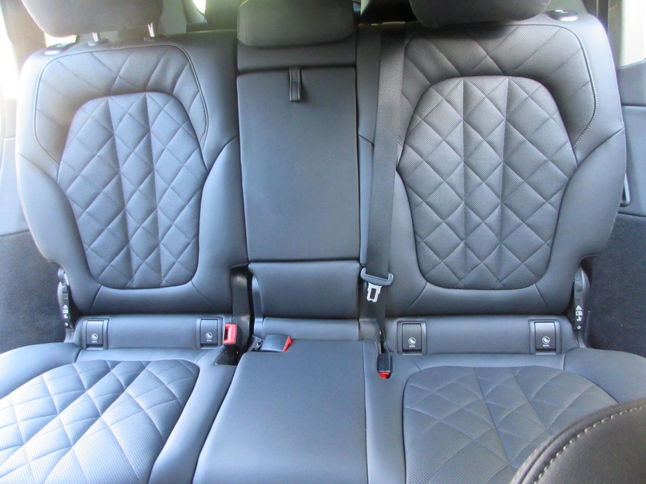 BMW X7  2025