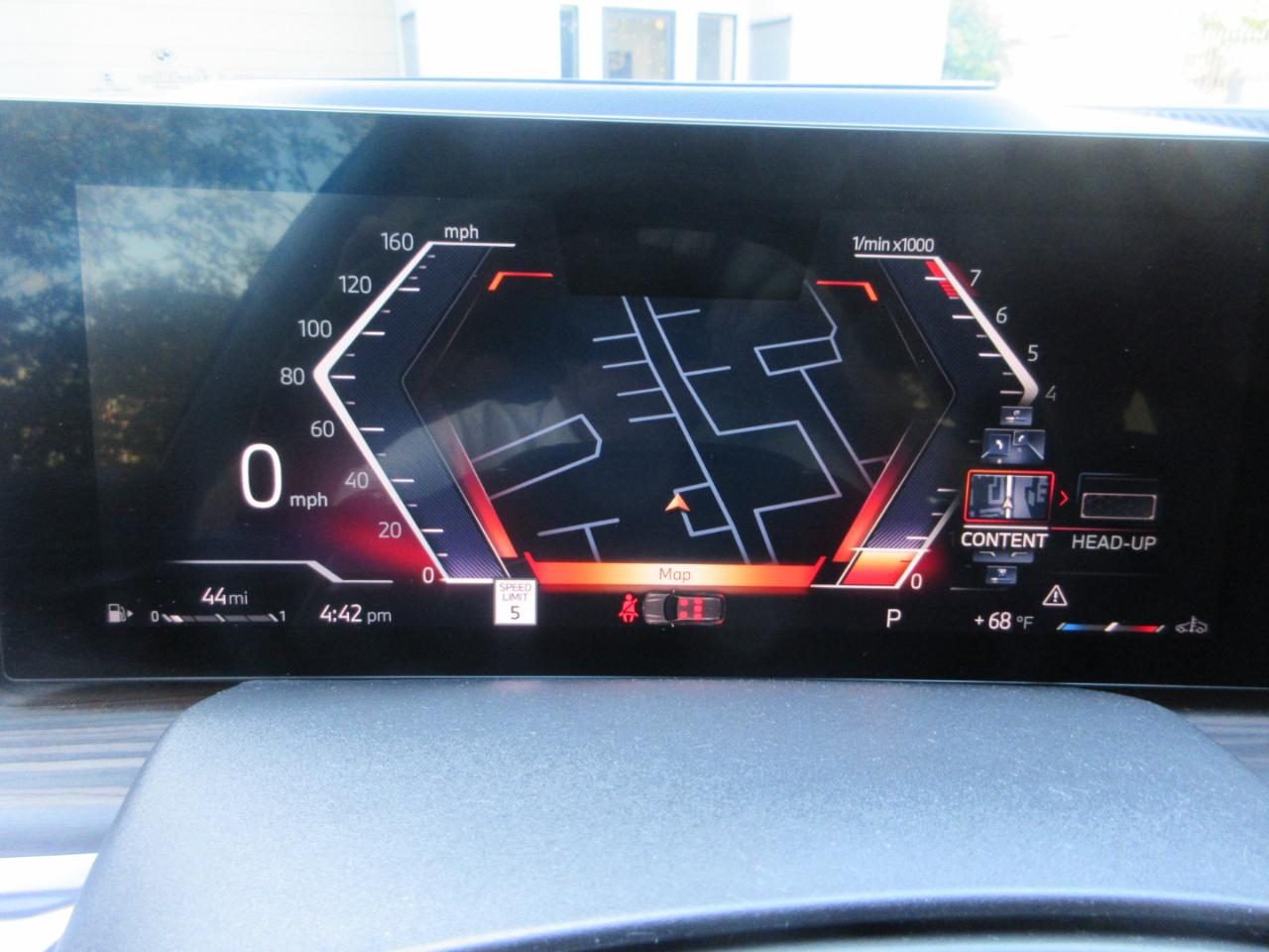 BMW X7  2025