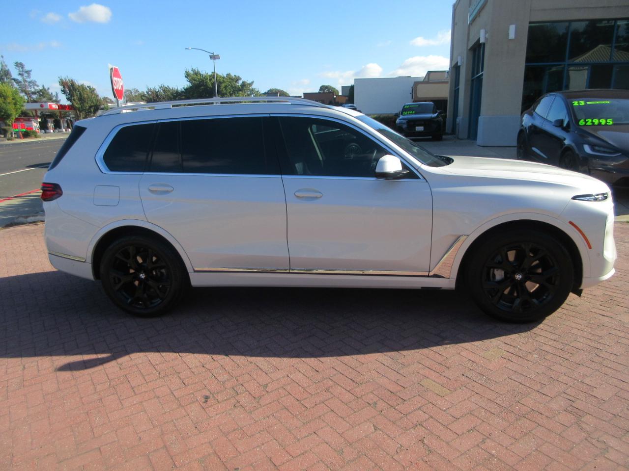 BMW X7  2025