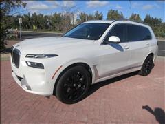 2025 BMW X7 