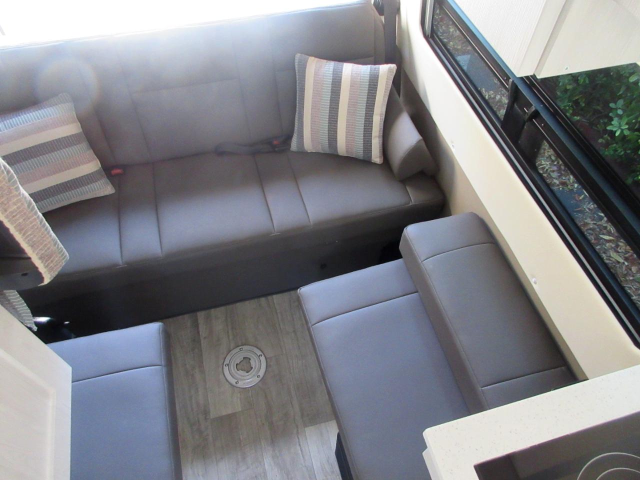Mercedes-Benz Sprinter 2500  2023